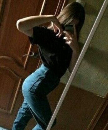 👼🔥 У меня есть обаяние и умение воплотить в реальность самые дерзкие фантазии. Я создам атмосферу полного релакса, в которой ты забудешь о всех проблемах и окунешься в мир наслаждения и удовольствия. 💆♂️💫
В моих услугах нет запретов, я умею угадывать твои желания и выполнять их на высочайшем уровне. 💫 Могу предложить расслабляющий массаж, глубокий минет, эротический танец, различные игры и ролевые сценарии. Я истинная мастерица в искусстве исполнения эротических фантазий! 💋💋
Отзывы о моих услугах говорят сами за себя. Мои постоянные клиенты всегда остаются в восторге от нашей встречи и возвращаются ко мне снова и снова. 🙌✨
Я живу в Москве и готова встретиться с тобой в любое удобное для тебя время. Давай окунемся в мир наслаждения вместе, и ты узнаешь, что такое истинная страсть! 🌹🌹 Не упусти шанс испытать незабываемые эмоции со мной. Жду тебя, мой красивый незнакомец! 💋💋 7569, 39 лет